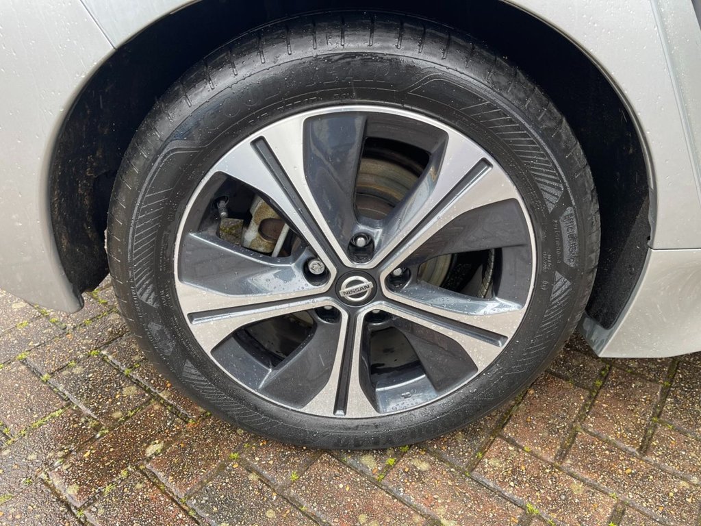 USED 2022 71 NISSAN LEAF 40kWh N-Connecta Hatchback 5dr Electric Auto (150 ps) 