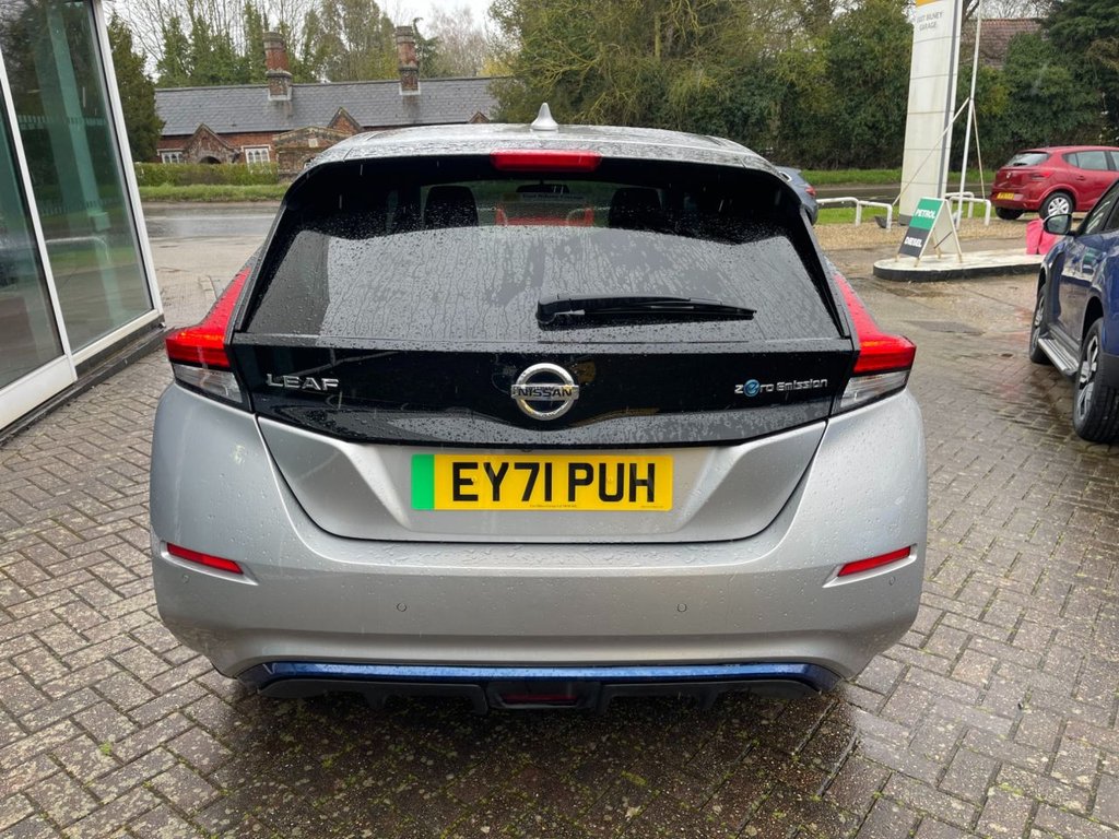 USED 2022 71 NISSAN LEAF 40kWh N-Connecta Hatchback 5dr Electric Auto (150 ps) 