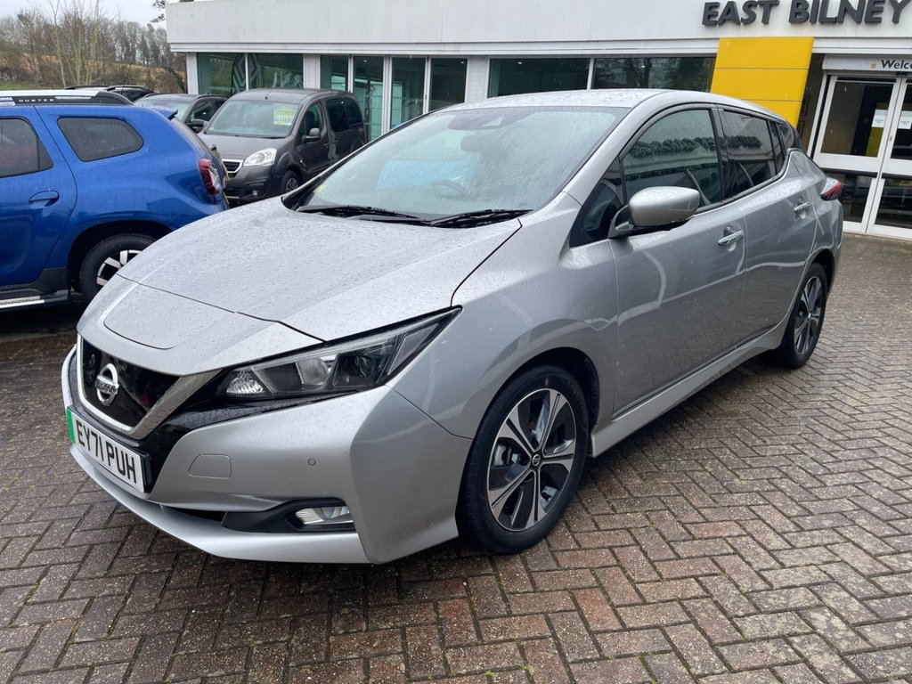 USED 2022 71 NISSAN LEAF 40kWh N-Connecta Hatchback 5dr Electric Auto (150 ps) 