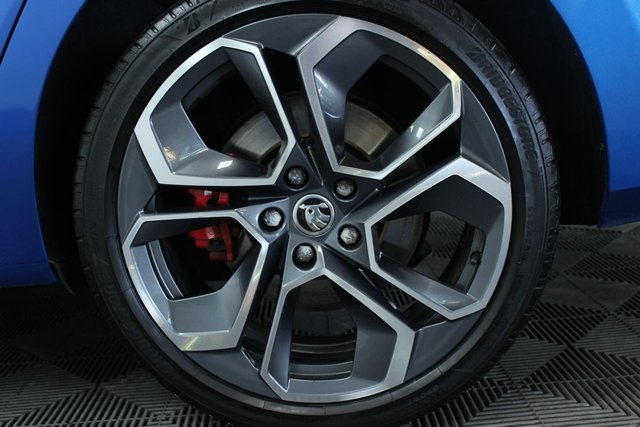 2021 SKODA OCTAVIA - Photo 5