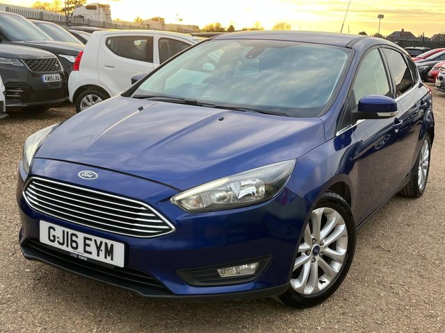 2016 FORD FOCUS - Photo 3