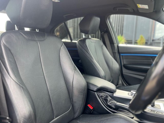 2017 BMW 3 SERIES - Photo 8