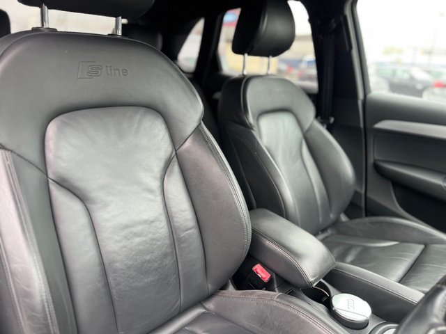 2014 AUDI Q3 - Photo 5