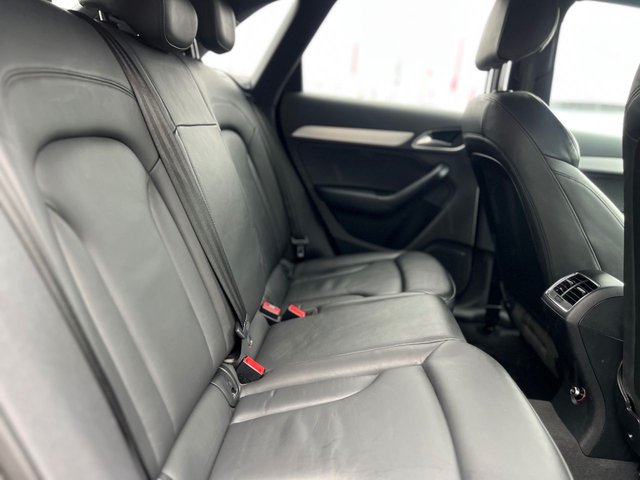 2014 AUDI Q3 - Photo 6