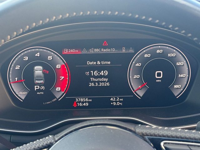 2020 AUDI A4 - Photo 11