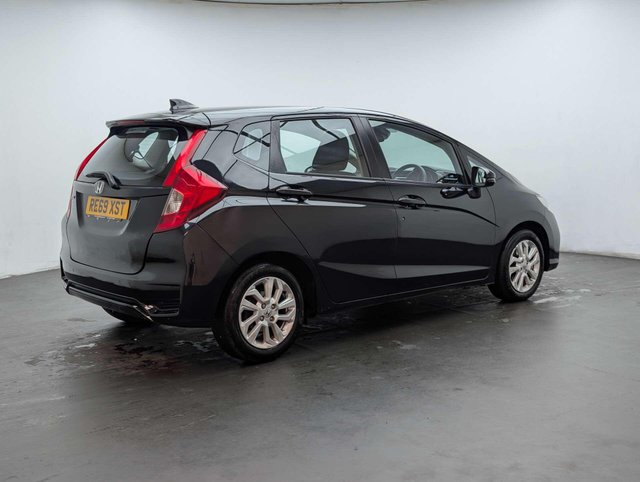 USED 2020 69 HONDA JAZZ 1.3 Jazz SE Navi i-VTec 5dr CLICK & COLLECT/ HOME DELIVERY