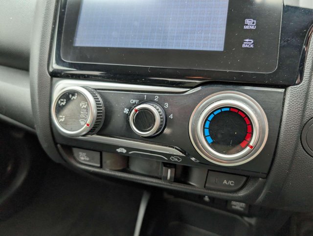 USED 2020 69 HONDA JAZZ 1.3 Jazz SE Navi i-VTec 5dr CLICK & COLLECT/ HOME DELIVERY