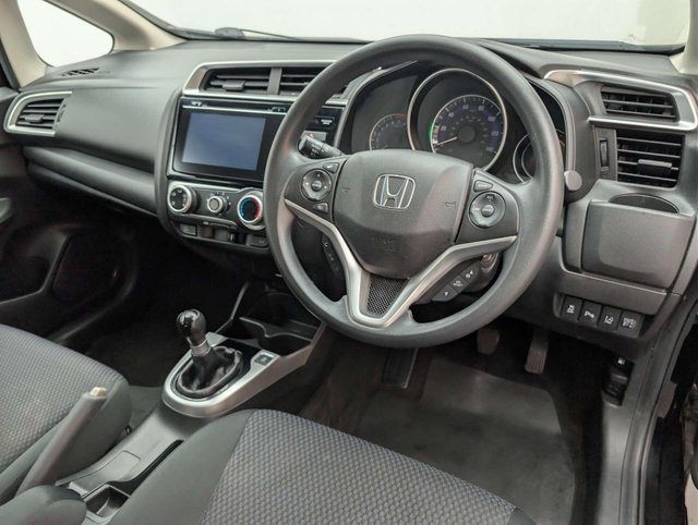 USED 2020 69 HONDA JAZZ 1.3 Jazz SE Navi i-VTec 5dr CLICK & COLLECT/ HOME DELIVERY