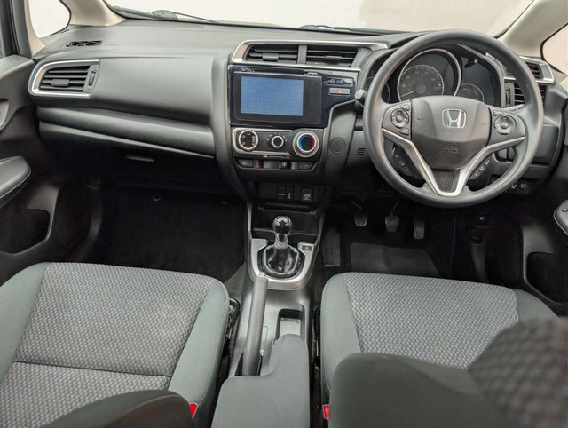 USED 2020 69 HONDA JAZZ 1.3 Jazz SE Navi i-VTec 5dr CLICK & COLLECT/ HOME DELIVERY