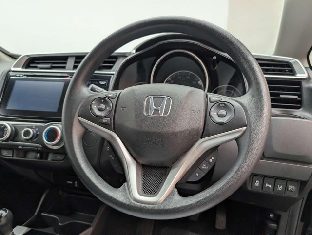 USED 2020 69 HONDA JAZZ 1.3 Jazz SE Navi i-VTec 5dr CLICK & COLLECT/ HOME DELIVERY