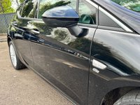 USED 2019 19 VAUXHALL ASTRA 1.4i Turbo GPF Elite Nav Hatchback 5dr Petrol Auto Euro 6 (s/s) (150 ps) LOW MILEAGE + SERVICE HISTORY +ELITE REFINEMENTS+NAVIGATION+ HTD LTHR SEATS+FULL LINK+PARKING SENSORS