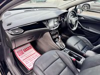 USED 2019 19 VAUXHALL ASTRA 1.4i Turbo GPF Elite Nav Hatchback 5dr Petrol Auto Euro 6 (s/s) (150 ps) LOW MILEAGE + SERVICE HISTORY +ELITE REFINEMENTS+NAVIGATION+ HTD LTHR SEATS+FULL LINK+PARKING SENSORS