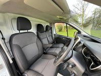 USED 2020 20 RENAULT TRAFIC 2.0 dCi ENERGY 30 Business+ Panel Van 5dr Diesel Manual LWB Standard Roof Euro 6 (s/s) (120 ps) # MEDIA PACK # NO VAT #