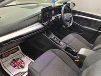 USED 2024 24 VOLKSWAGEN GOLF 1.5 eTSI MHEV Life Estate 5dr Petrol Hybrid DSG Euro 6 (s/s) (115 ps) in blackburn Finance Available 12 to 84 Months
