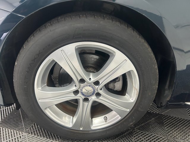 2016 Mercedes-Benz E-CLASS - Photo 10