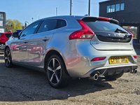 USED 2019 68 VOLVO V40 2.0 D2 R-Design Nav Plus Hatchback 5dr Diesel Manual Euro 6 (s/s) (120 ps) SAT NAV+ HEATED HALF LEATHER + CRUISE CONTROL + DAB + BLUETOOTH + CLIMATE CONTROL