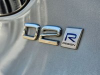 USED 2019 68 VOLVO V40 2.0 D2 R-Design Nav Plus Hatchback 5dr Diesel Manual Euro 6 (s/s) (120 ps) SAT NAV+ HEATED HALF LEATHER + CRUISE CONTROL + DAB + BLUETOOTH + CLIMATE CONTROL
