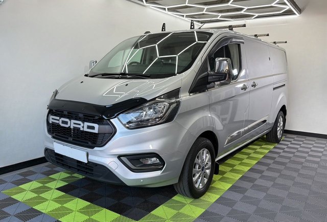 View our FORD TRANSIT CUSTOM