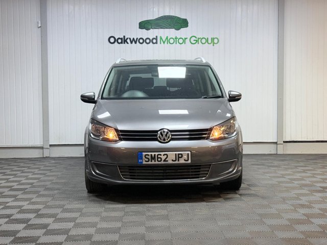 View our VOLKSWAGEN TOURAN