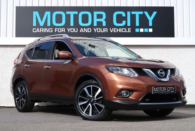 View our NISSAN X-TRAIL