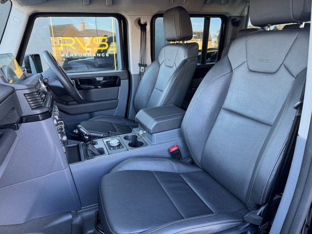 USED 2024 74 INEOS Grenadier Quartermaster 3.0P Fieldmaster Edition Pickup Double Cab 4dr Petrol Auto 4WD Euro 6 (s/s) (286 ps) Ceramic Coated