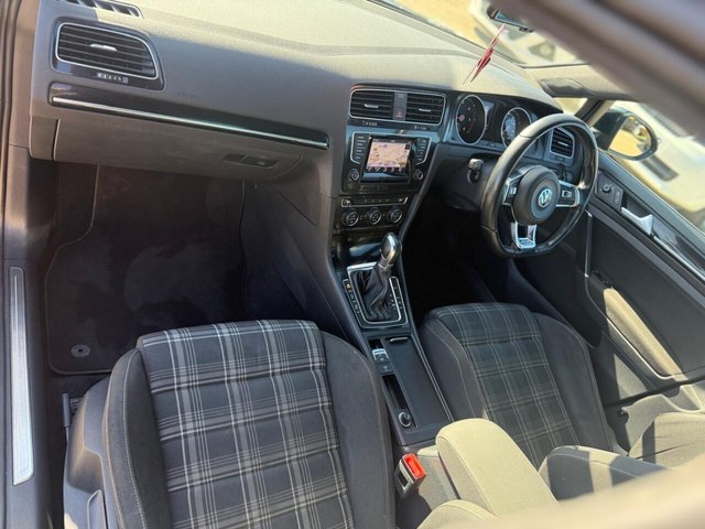 2015 VOLKSWAGEN GOLF - Photo 9