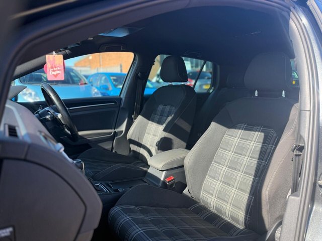 2015 VOLKSWAGEN GOLF - Photo 11