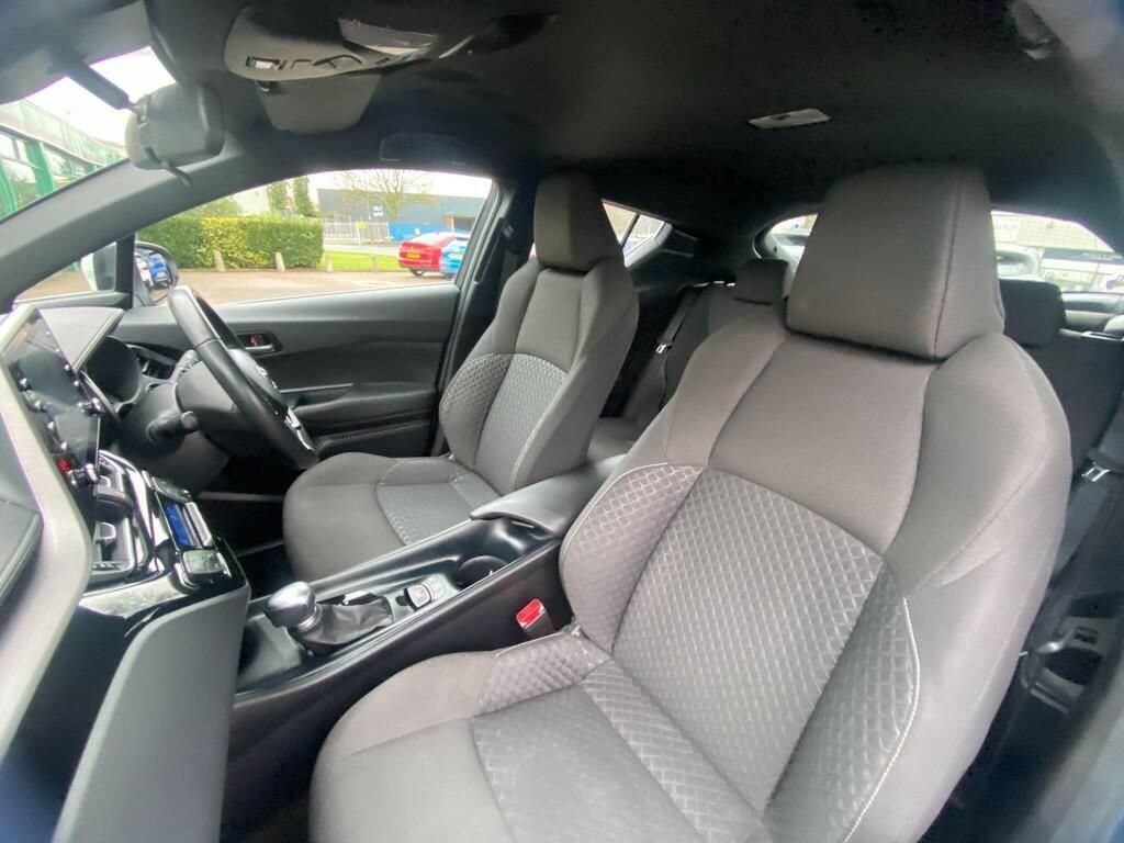 USED 2023 72 TOYOTA C-HR 1.8 VVT-h GPF Icon SUV 5dr Petrol Hybrid CVT Euro 6 (s/s) (122 ps) CARPLAY+CAMERA+ADAPTIVE CRUISE
