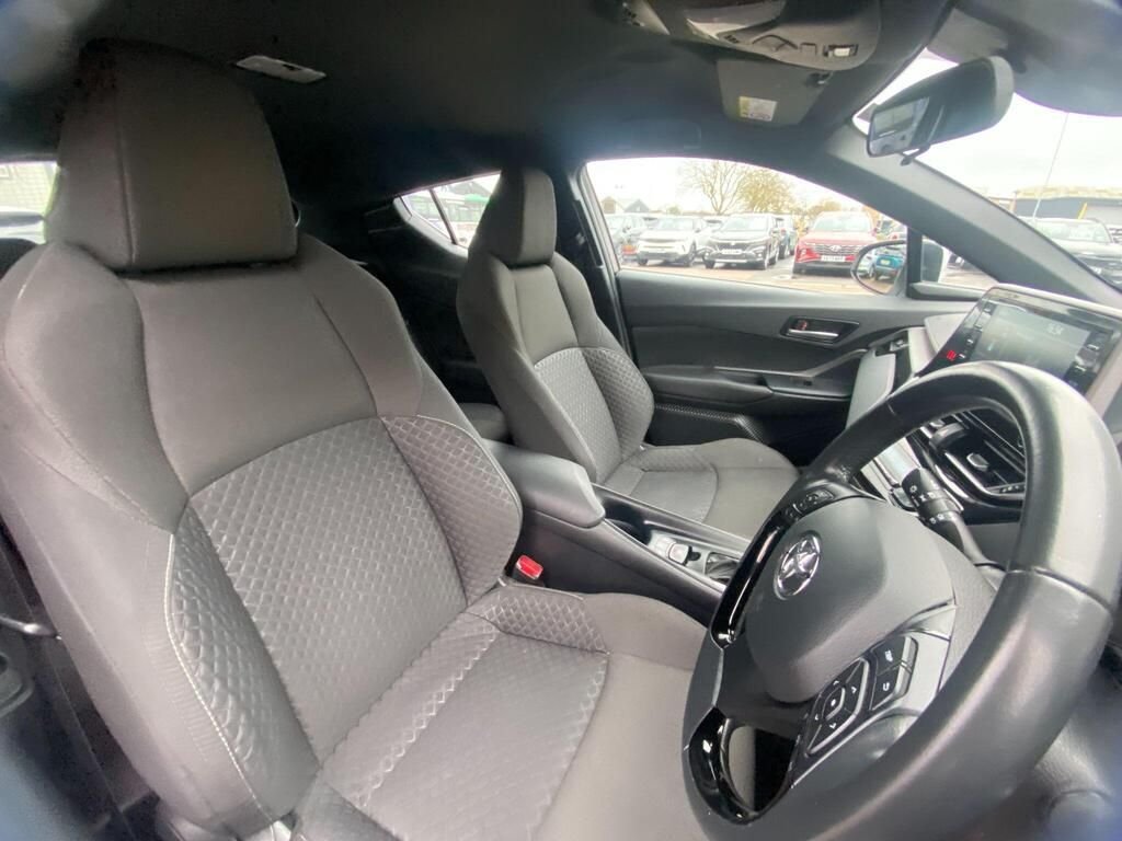 USED 2023 72 TOYOTA C-HR 1.8 VVT-h GPF Icon SUV 5dr Petrol Hybrid CVT Euro 6 (s/s) (122 ps) CARPLAY+CAMERA+ADAPTIVE CRUISE