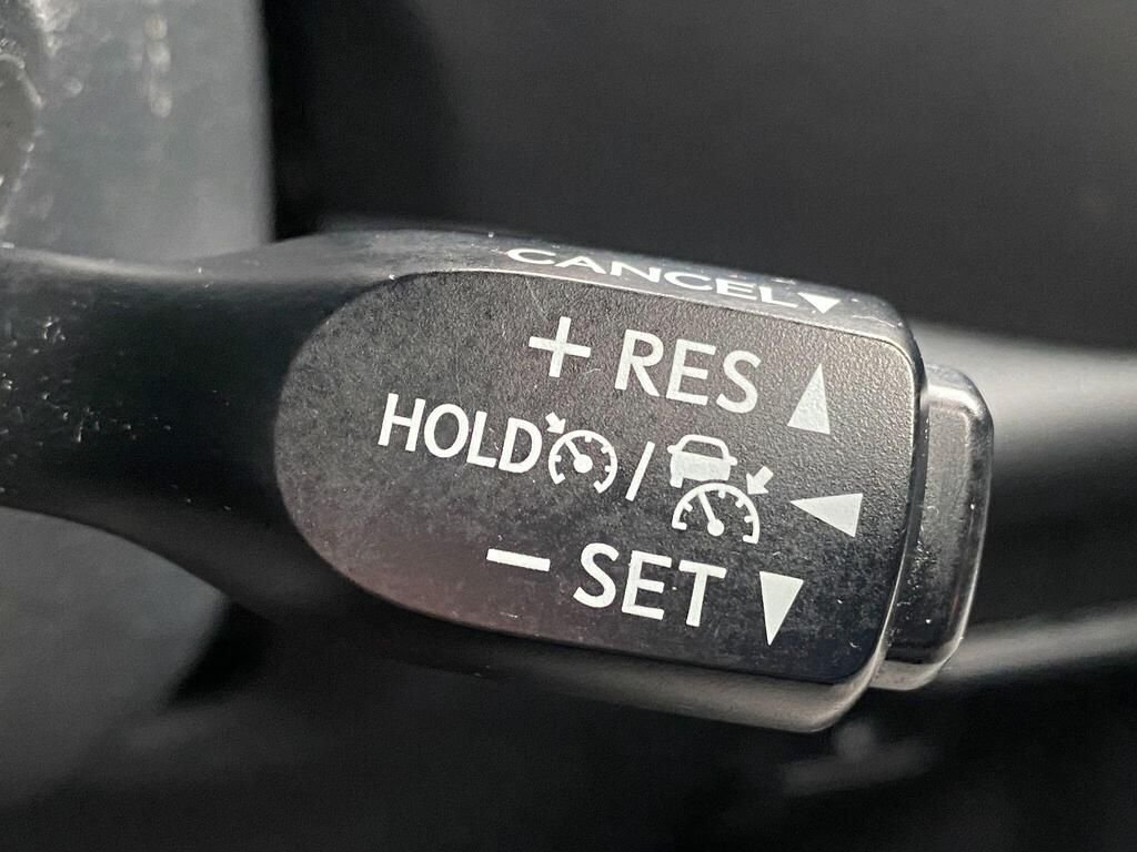 USED 2023 72 TOYOTA C-HR 1.8 VVT-h GPF Icon SUV 5dr Petrol Hybrid CVT Euro 6 (s/s) (122 ps) CARPLAY+CAMERA+ADAPTIVE CRUISE