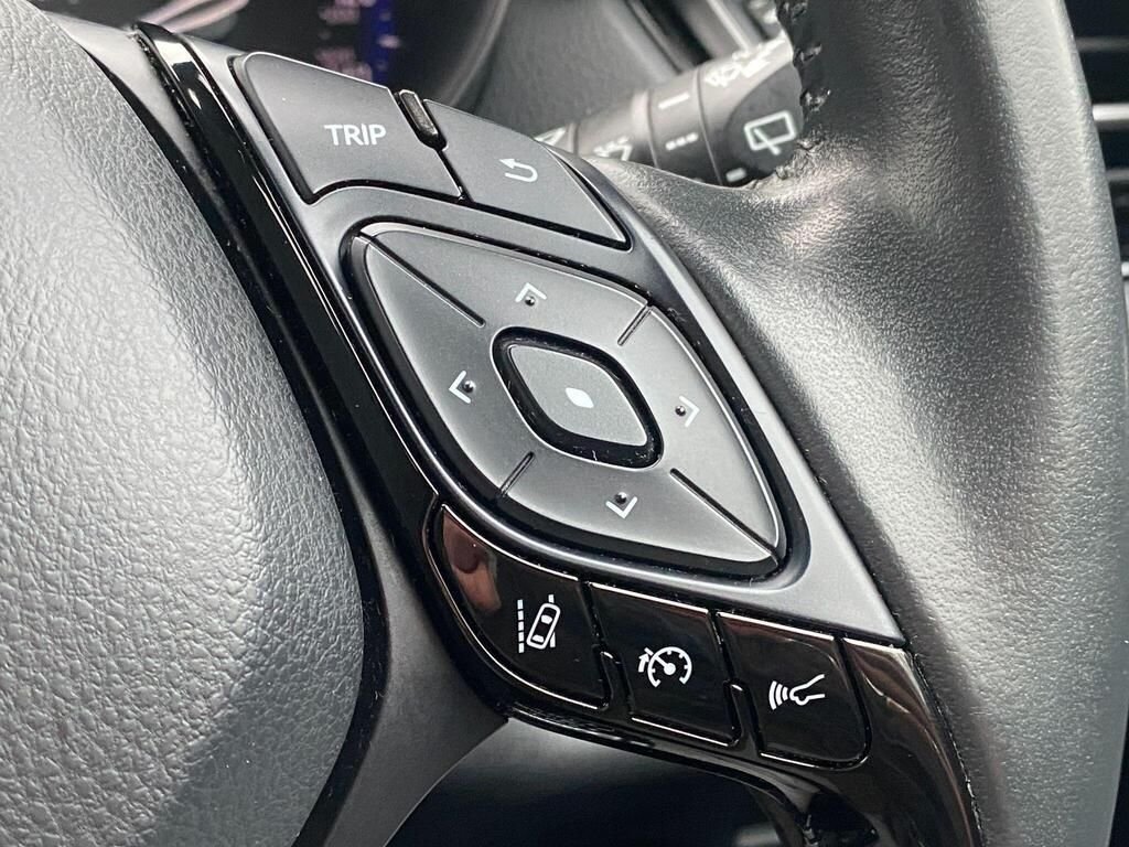 USED 2023 72 TOYOTA C-HR 1.8 VVT-h GPF Icon SUV 5dr Petrol Hybrid CVT Euro 6 (s/s) (122 ps) CARPLAY+CAMERA+ADAPTIVE CRUISE