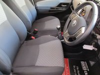 USED 2015 65 TOYOTA YARIS 1.33 Dual VVT-i Icon Hatchback 5dr Petrol Manual Euro 5 Euro 5 (99 ps) YES 17K ONLY , �&pound;35 ROAD TAX ,ONE OWNER ,4 MAIN DEALER SERVICE STAMPS ,3 KEYS ,SAT-NAV ,AIR-CON ,ALLOYS ,STUNNING EXAMPLE , 
