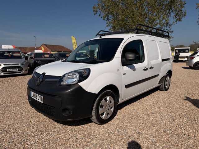 View our RENAULT KANGOO MAXI