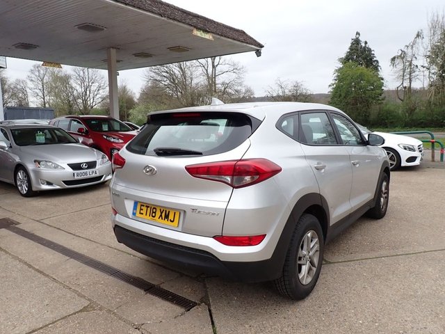 2018 HYUNDAI TUCSON - Photo 2