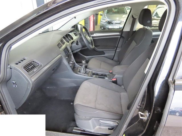 2014 VOLKSWAGEN GOLF - Photo 2