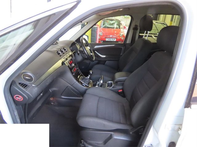 2015 FORD S-MAX - Photo 2