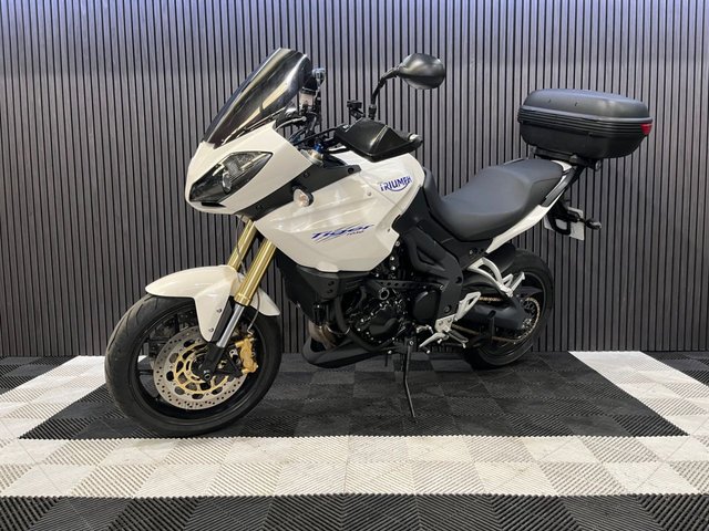 View our TRIUMPH TIGER 1050