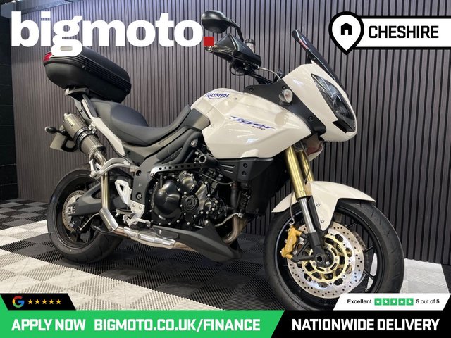 View our TRIUMPH TIGER 1050