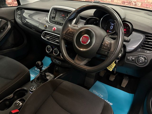 2016 FIAT 500X - Photo 6