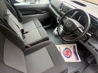 USED 2022 72 VAUXHALL Vivaro Electric 3100 75kWh Elite Panel Van 6dr Electric Auto L2 H1 (7.4kW Charger) (136 ps) RARE METALLIC GREY-LONG WHEELBASE