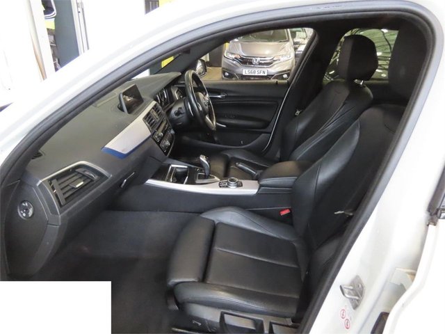 2019 BMW 1 SERIES - Photo 2