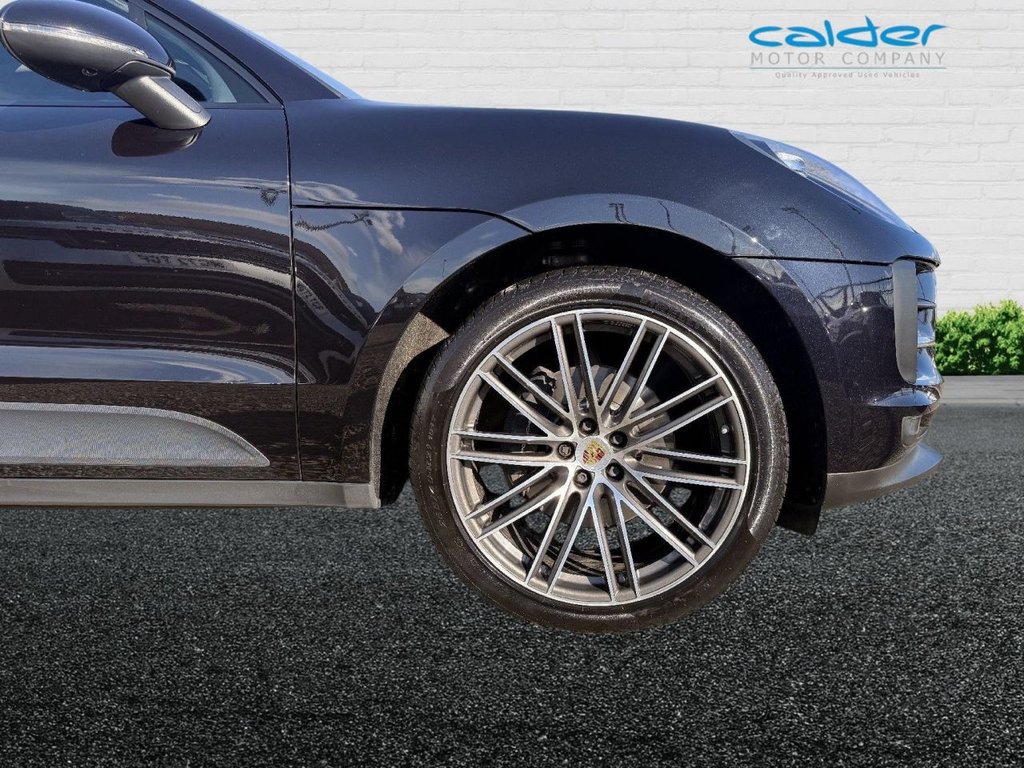 USED 2018 68 PORSCHE MACAN 2.0T SUV 5dr Petrol PDK 4WD Euro 6 (s/s) (245 ps) &pound;19K OF SPEC+FSH+STUNNING CAR
