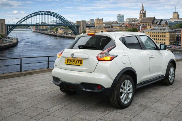 2018 NISSAN JUKE - Photo 2