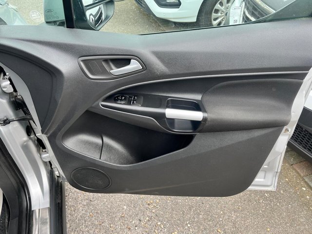 2016 FORD TRANSIT CONNECT - Photo 12
