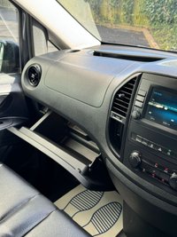 USED 2022 22 MERCEDES-BENZ VITO 2.0 114 CDI PRO Tourer Double Cab 5dr Diesel G-Tronic RWD L3 Euro 6 (s/s) (136 ps) 
