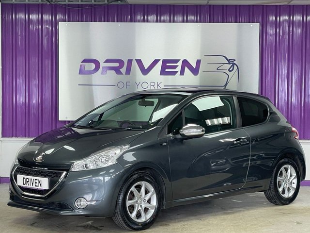 View our PEUGEOT 208
