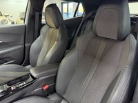 USED 2024 24 PEUGEOT E-2008 50kWh GT SUV 5dr Electric Auto (7kW Charger) (136 ps) 