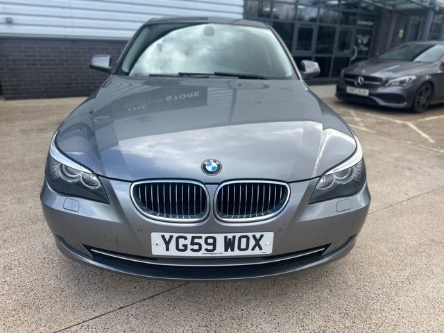 2009 BMW 5 SERIES - Photo 2