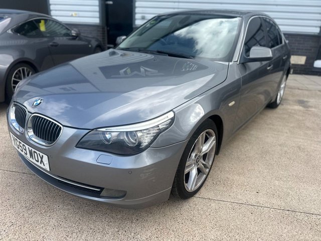 2009 BMW 5 SERIES - Photo 3