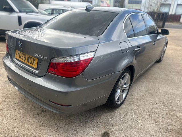 2009 BMW 5 SERIES - Photo 6